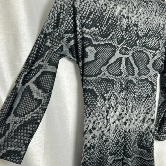 Vintage ,animal print dress, faux wrap,ruching,dark romantic,whimsigoth,event,EC - Picture 9 of 14